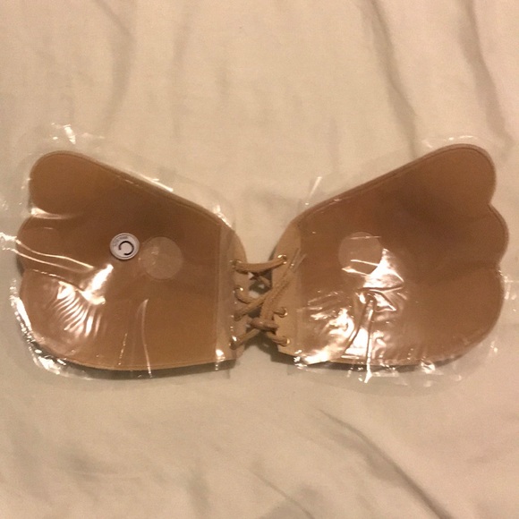 COPY - Fashion Nova Backless Invisible Bra - Picture 4 of 5